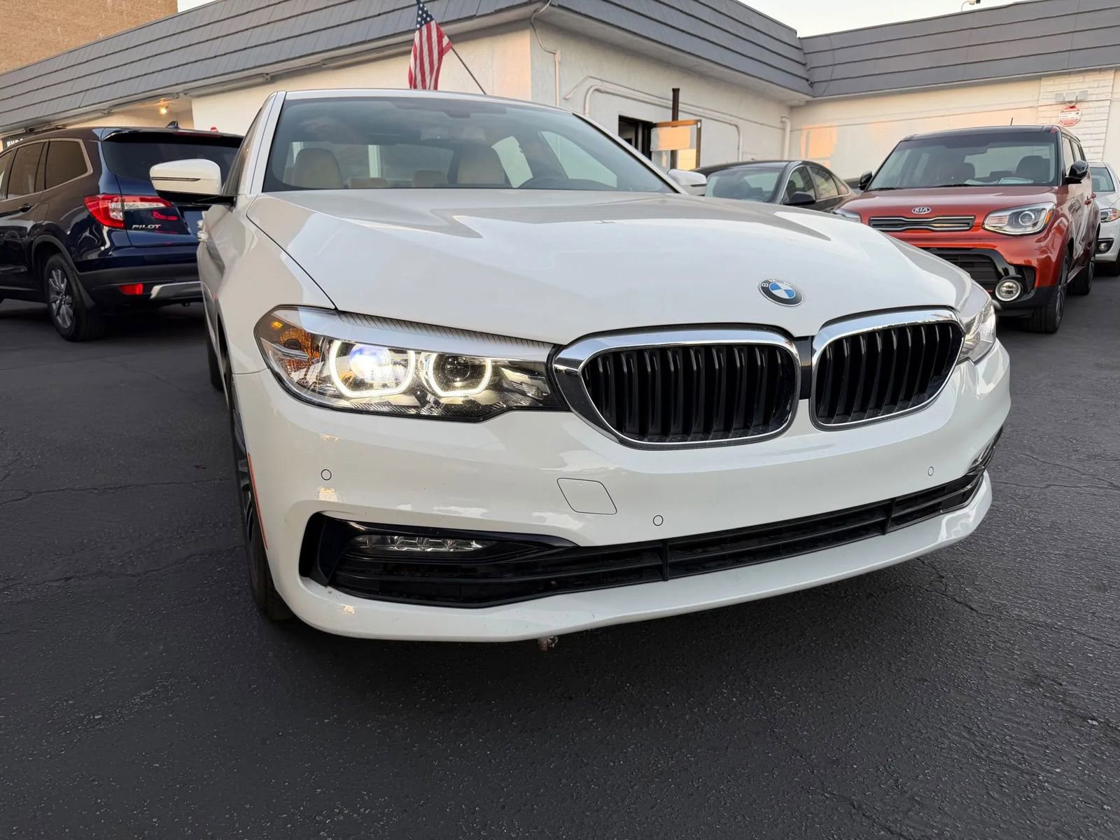 Used 2017 BMW 530i image 11