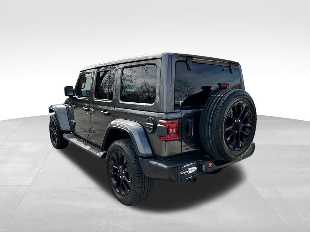 Used 2025 Jeep Wrangler Unlimited Sahara image 10