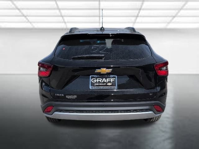 New 2026 Chevrolet Trax LT w/ Sunroof Package image 28