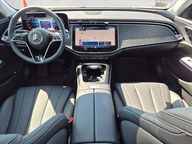 Used 2025 Mercedes-Benz E 350 Sedan image 18