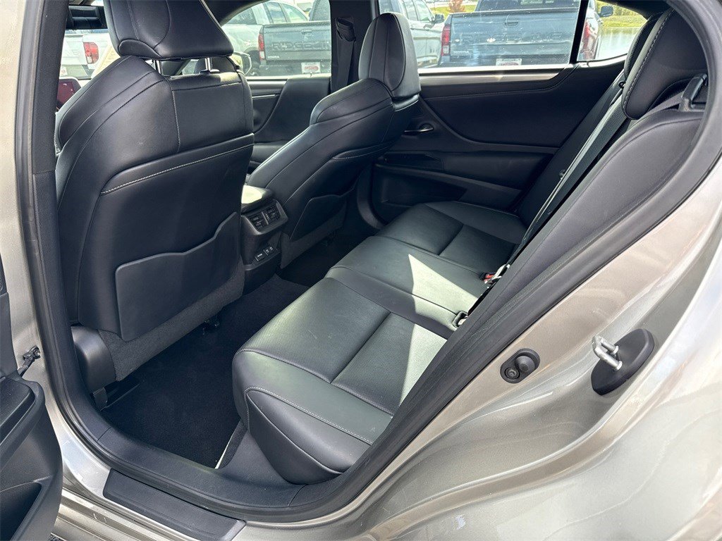 Used 2021 Lexus ES 350 F Sport w/ Accessory Package image 18