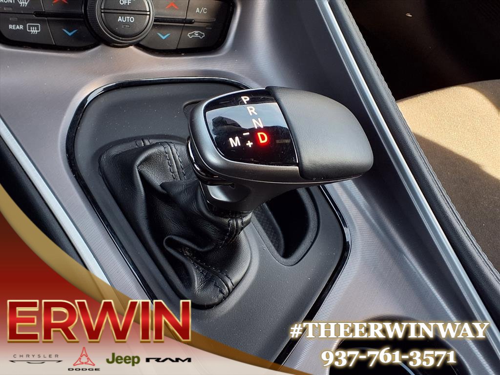 Certified 2022 Dodge Challenger R/T image 24