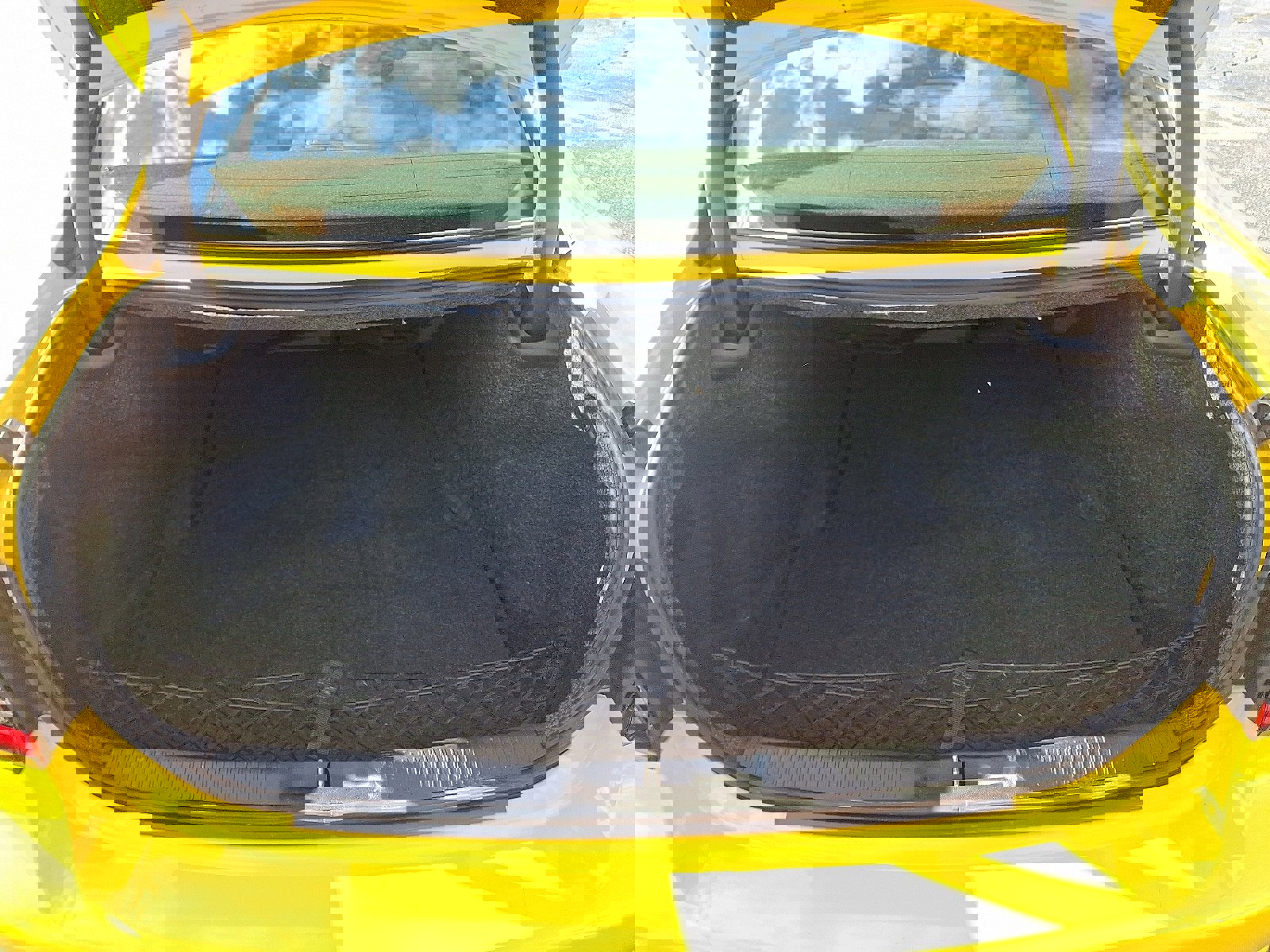 Used 2017 Dodge Charger SXT w/ Blacktop Package image 28