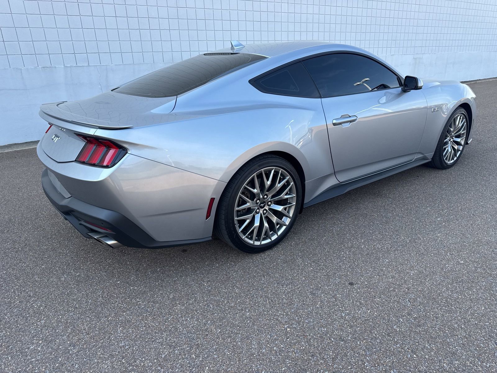 Used 2025 Ford Mustang GT Premium image 7