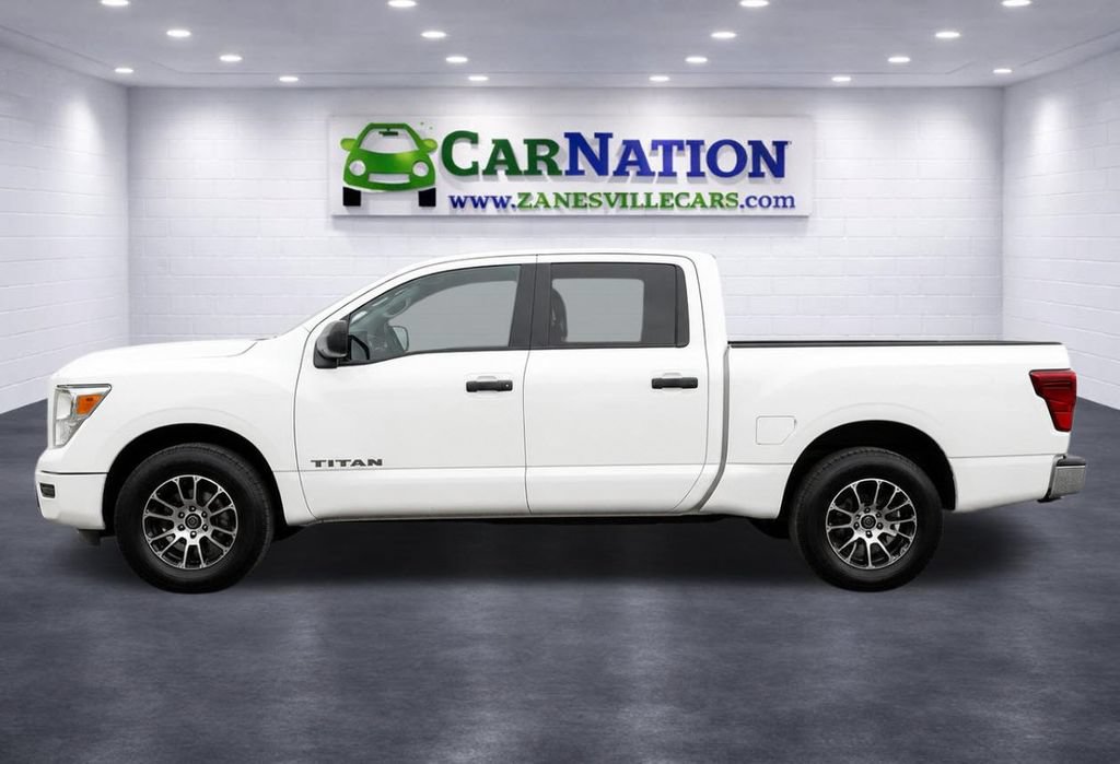 Used 2023 Nissan Titan SV AWD/4WD image 3