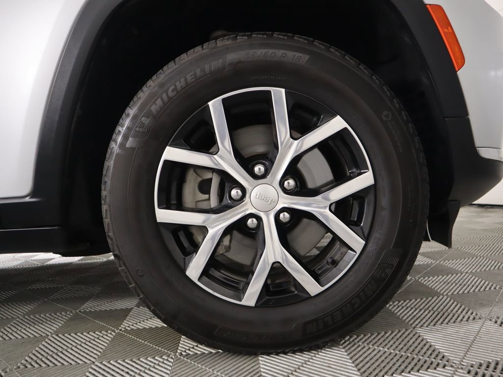 Used 2024 Jeep Grand Cherokee L Limited image 33