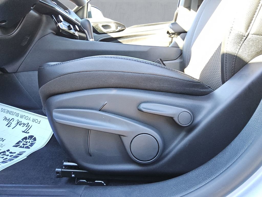 New 2026 Jeep Compass Latitude image 16