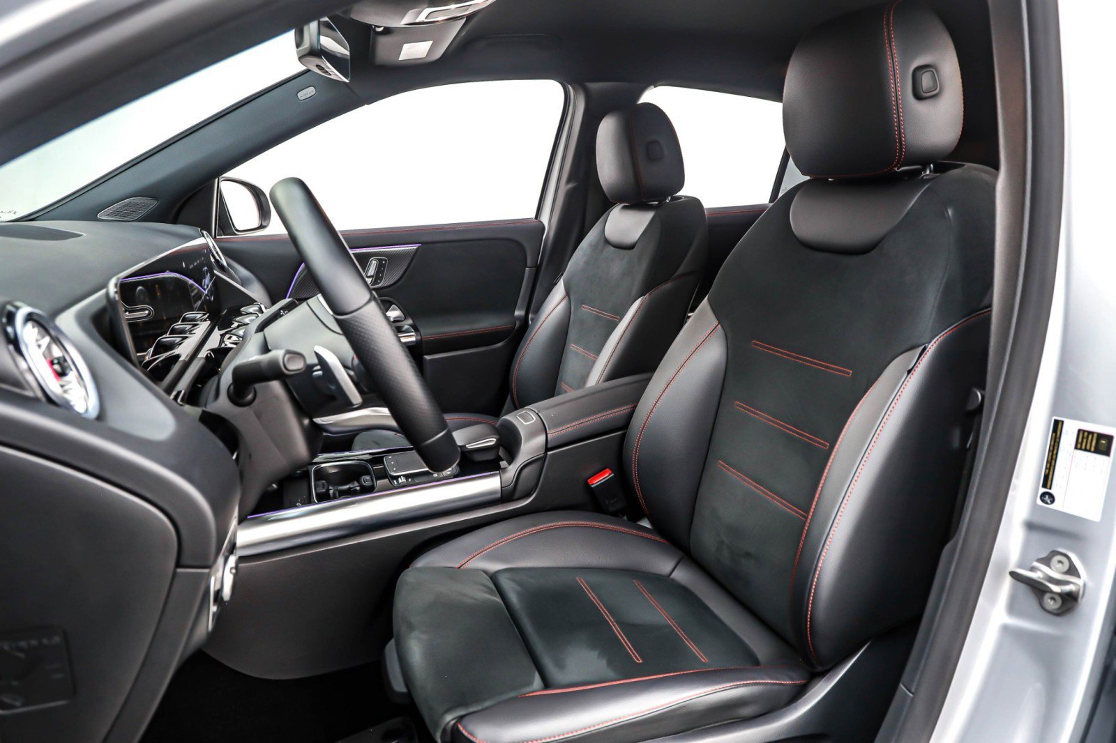 Used 2023 Mercedes-Benz GLA 250 image 16