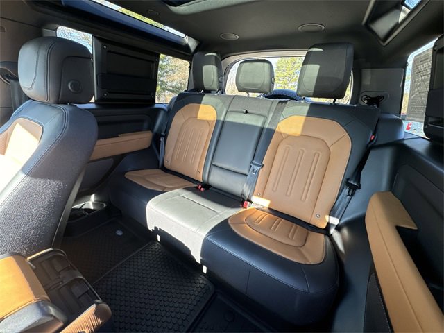 Used 2021 Land Rover Defender 90 X image 23