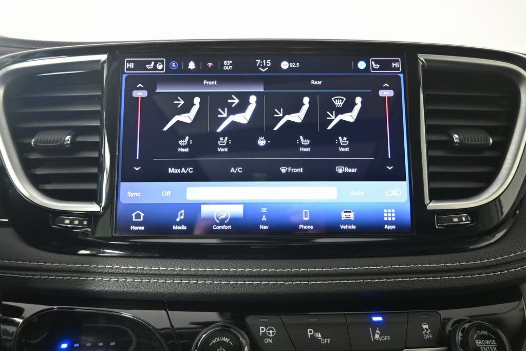 Used 2022 Chrysler Pacifica Limited image 29