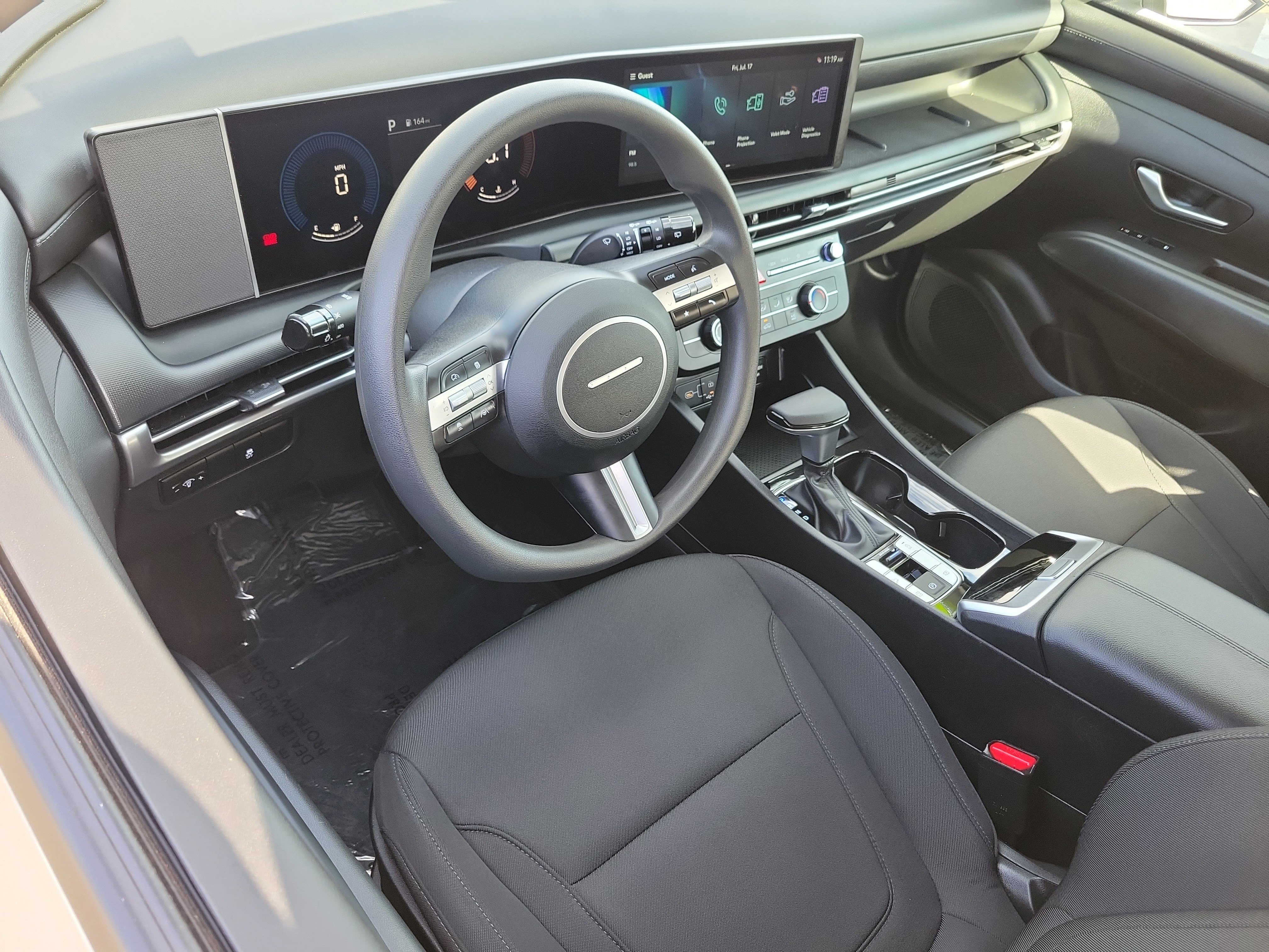 Certified 2026 Hyundai Tucson SE FWD image 6