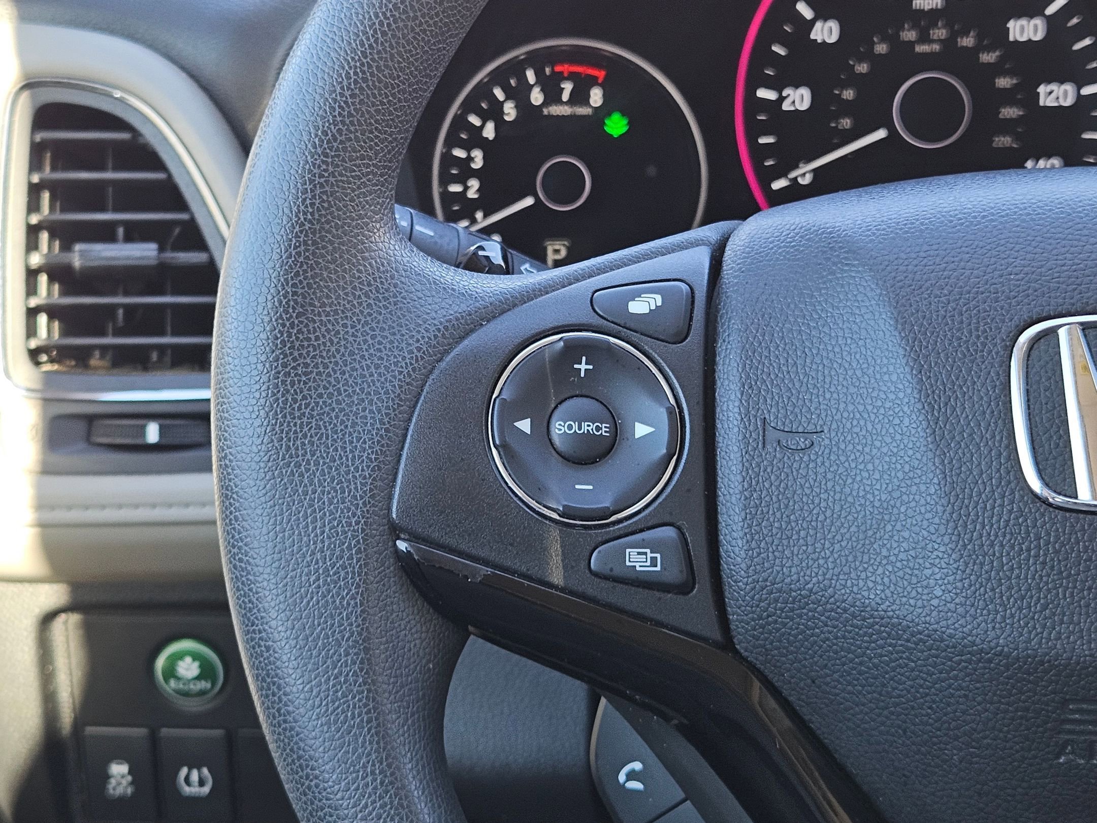 Used 2016 Honda HR-V EX image 22