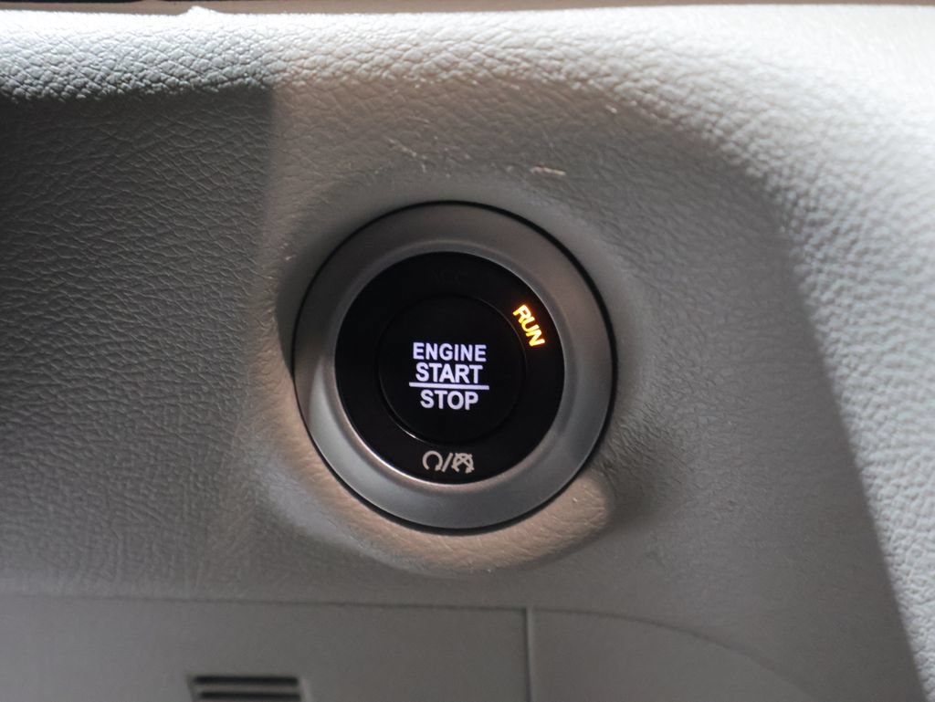 Certified 2023 Chrysler Voyager LX FWD image 29