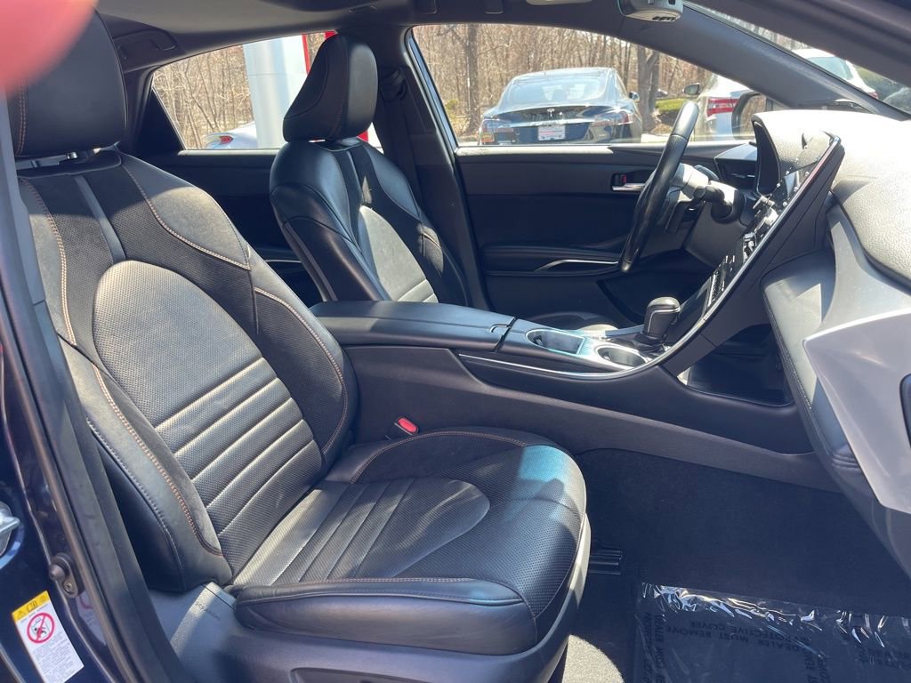 Used 2019 Toyota Avalon XSE w/ All Weather Liner Package image 18