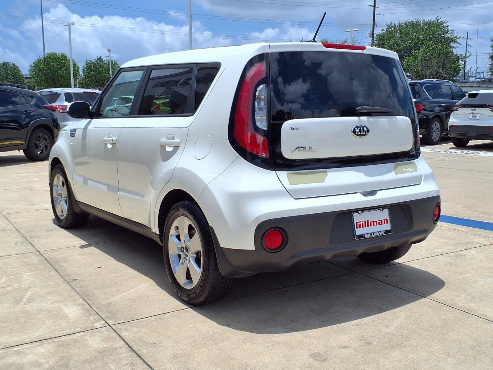 Used 2017 Kia Soul FWD image 3