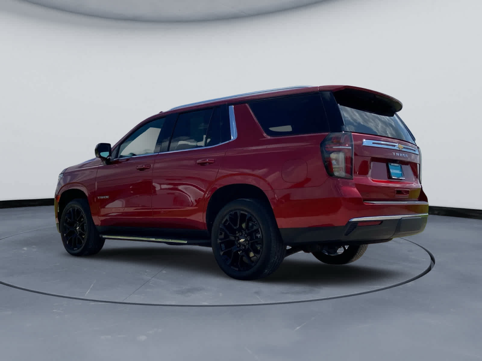 Used 2024 Chevrolet Tahoe LS w/ Driver Alert Package AWD/4WD image 4