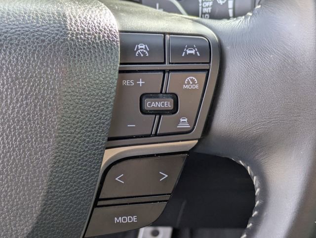 Used 2025 Toyota Camry SE image 20