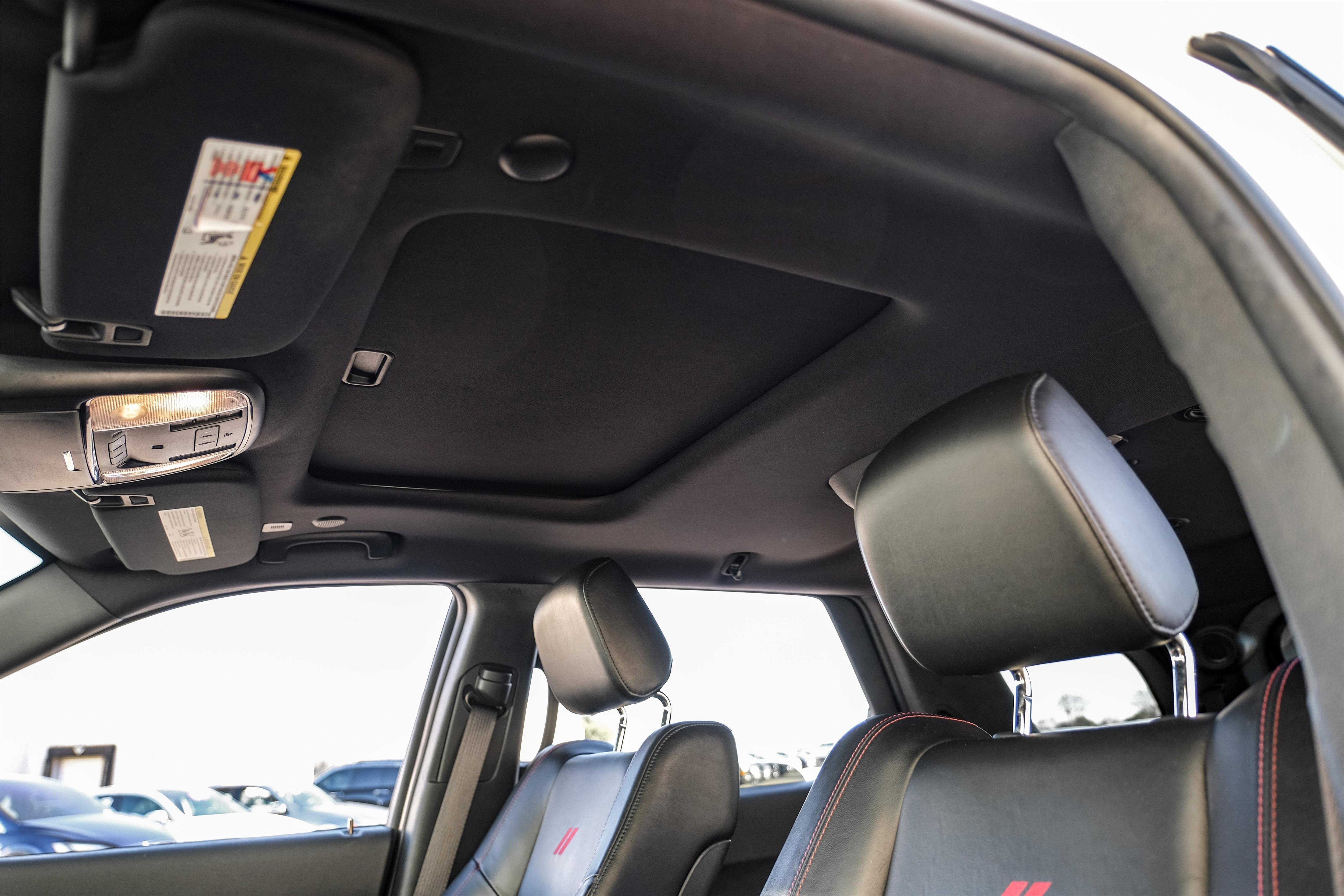 Used 2022 Dodge Durango R/T w/ Tow 'N Go Package image 4