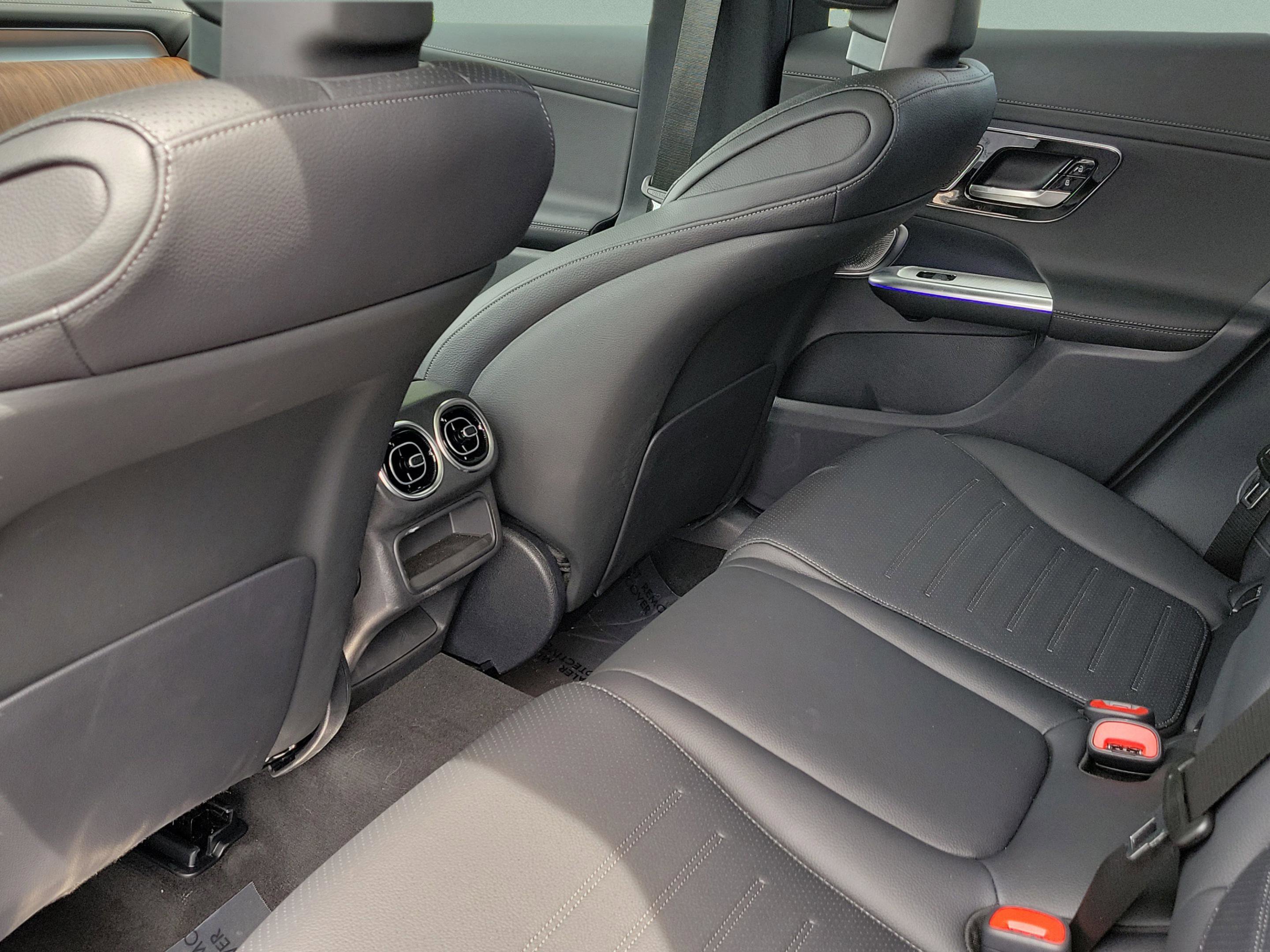 Certified 2026 Mercedes-Benz GLC 300 4MATIC image 14