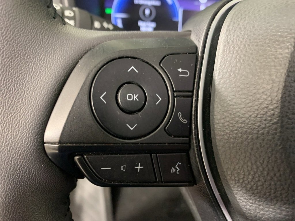 Used 2023 Toyota RAV4 Limited image 22