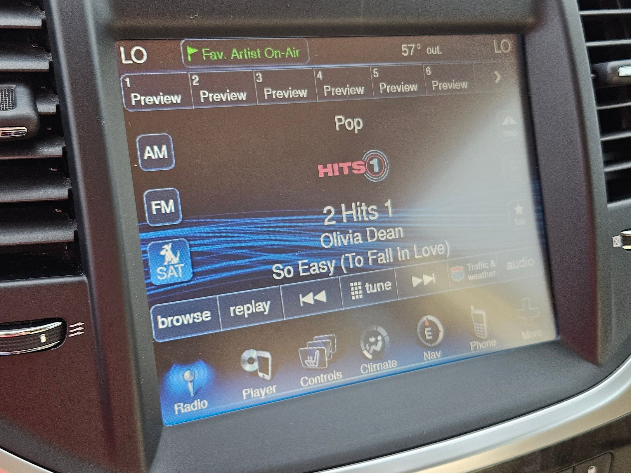 Used 2013 Chrysler 300 w/ Driver Convenience Group image 22