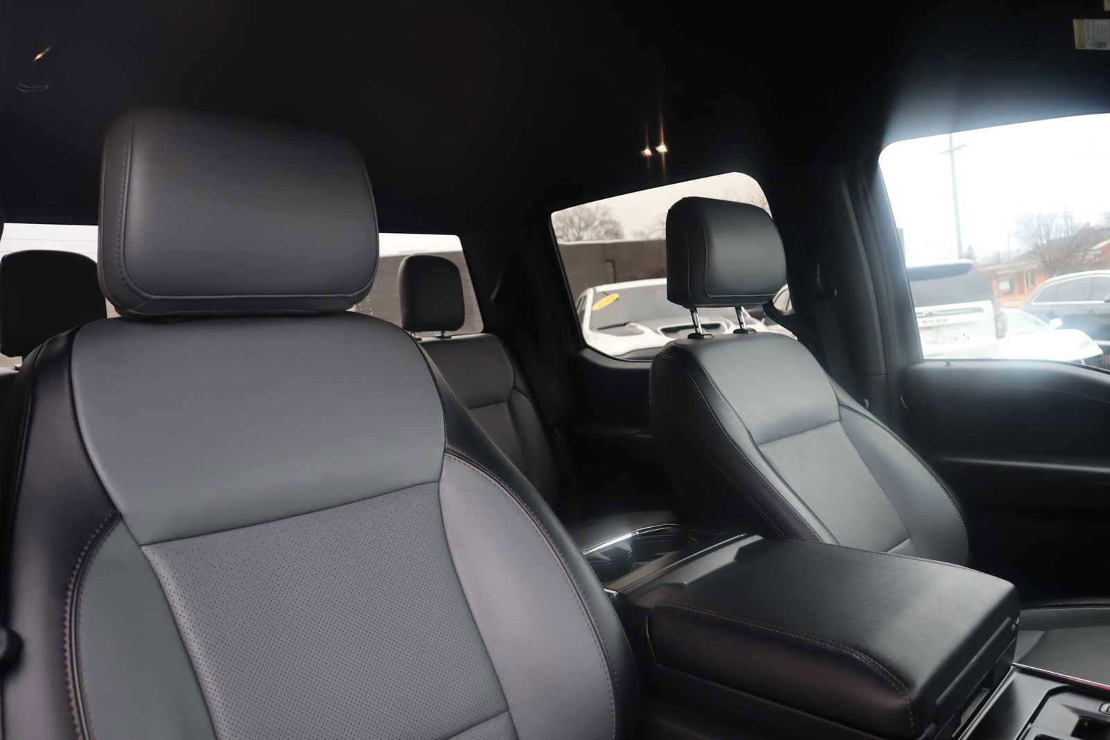 Used 2023 Ford F150 Lightning Lariat AWD/4WD image 11