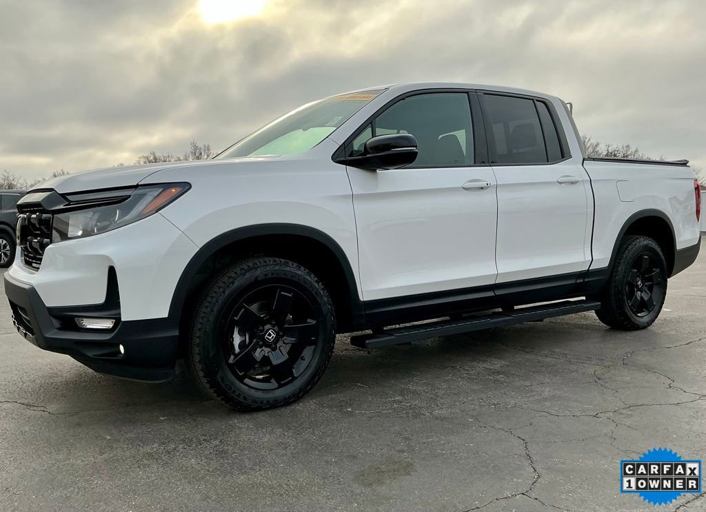 Used 2025 Honda Ridgeline Black Edition image 7