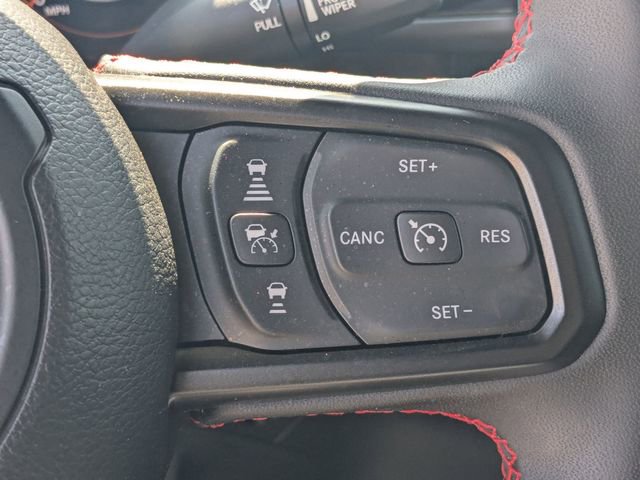 Used 2024 Jeep Gladiator Rubicon w/ Safety Group AWD/4WD image 18