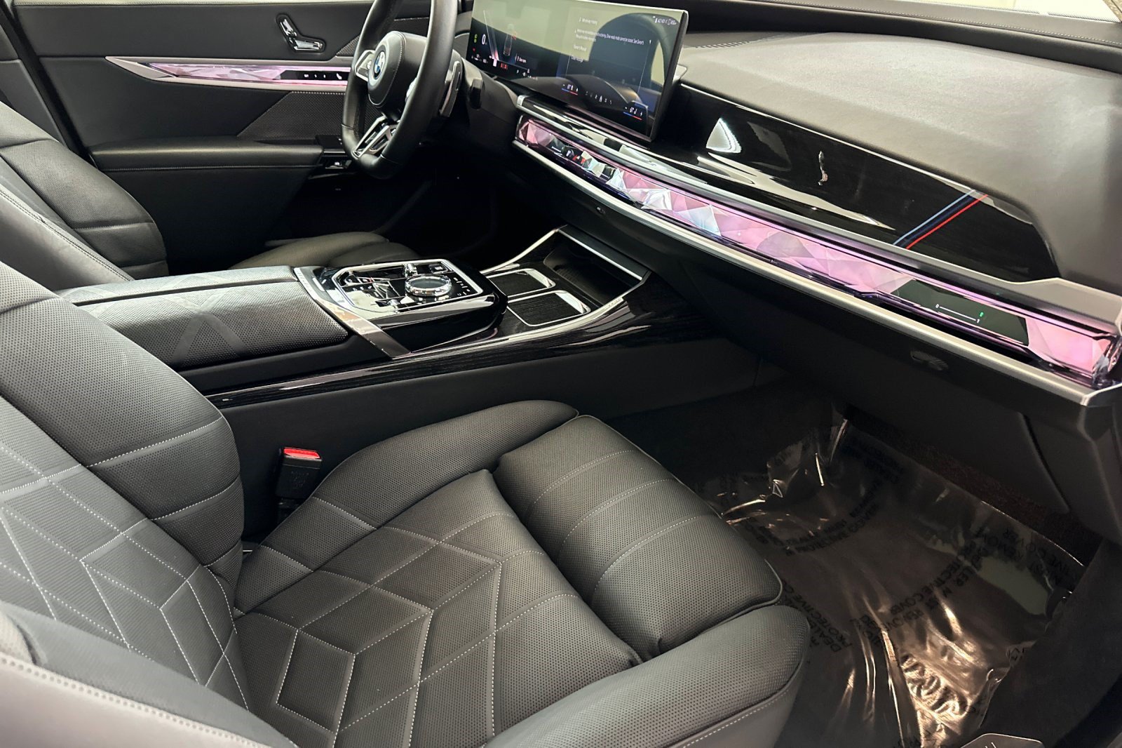 Certified 2023 BMW 740i RWD image 27