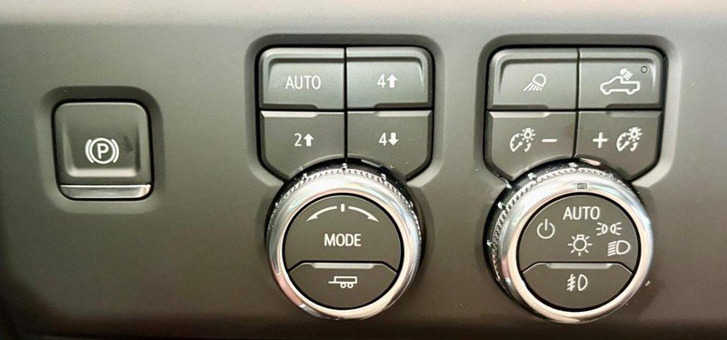 New 2026 GMC Sierra 2500 Denali Ultimate AWD/4WD image 23