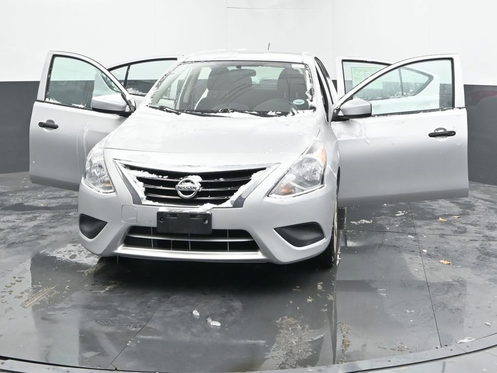 Used 2019 Nissan Versa S Plus image 46