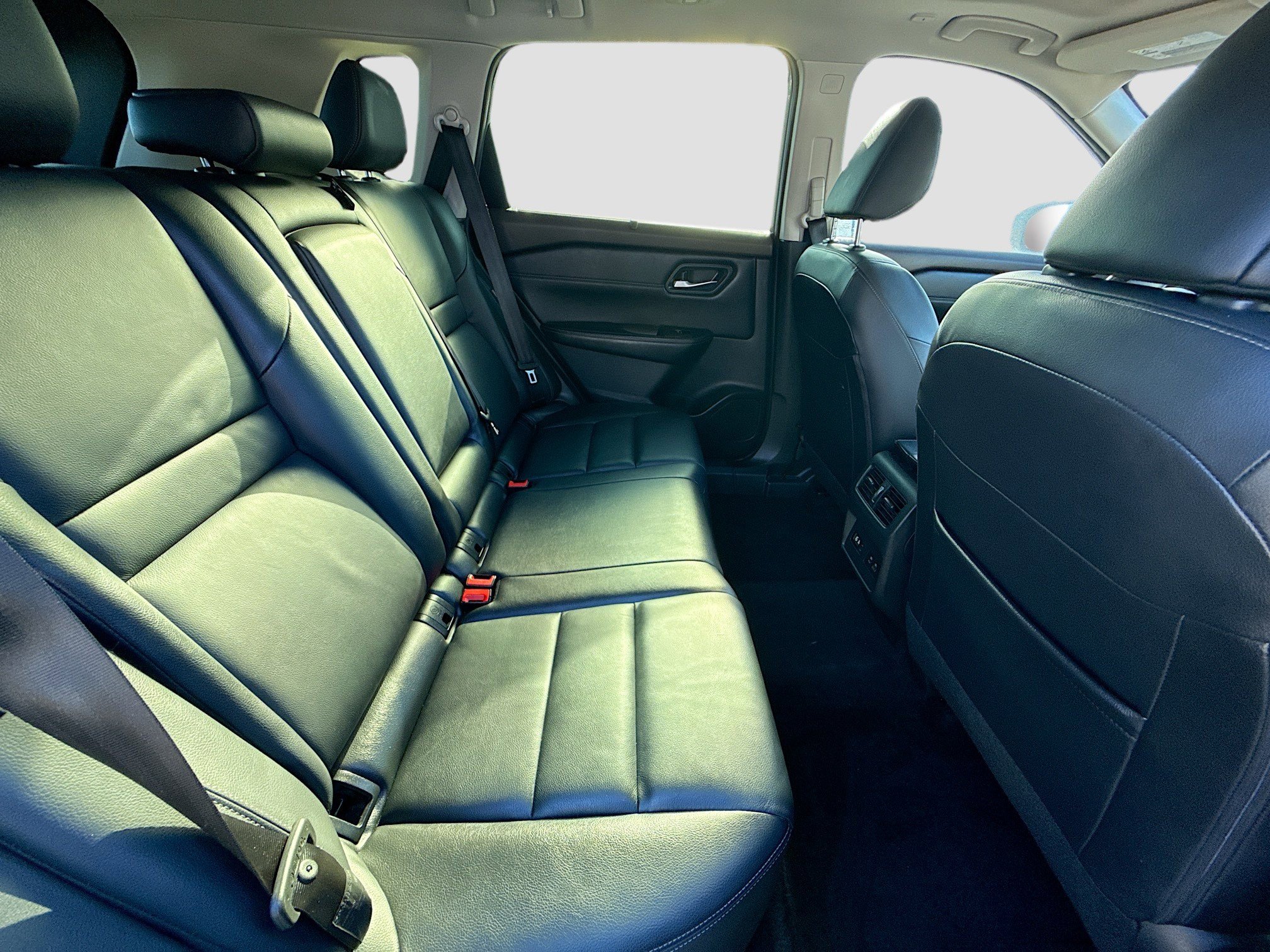 Used 2023 Nissan Rogue SL w/ SL Premium Package image 29