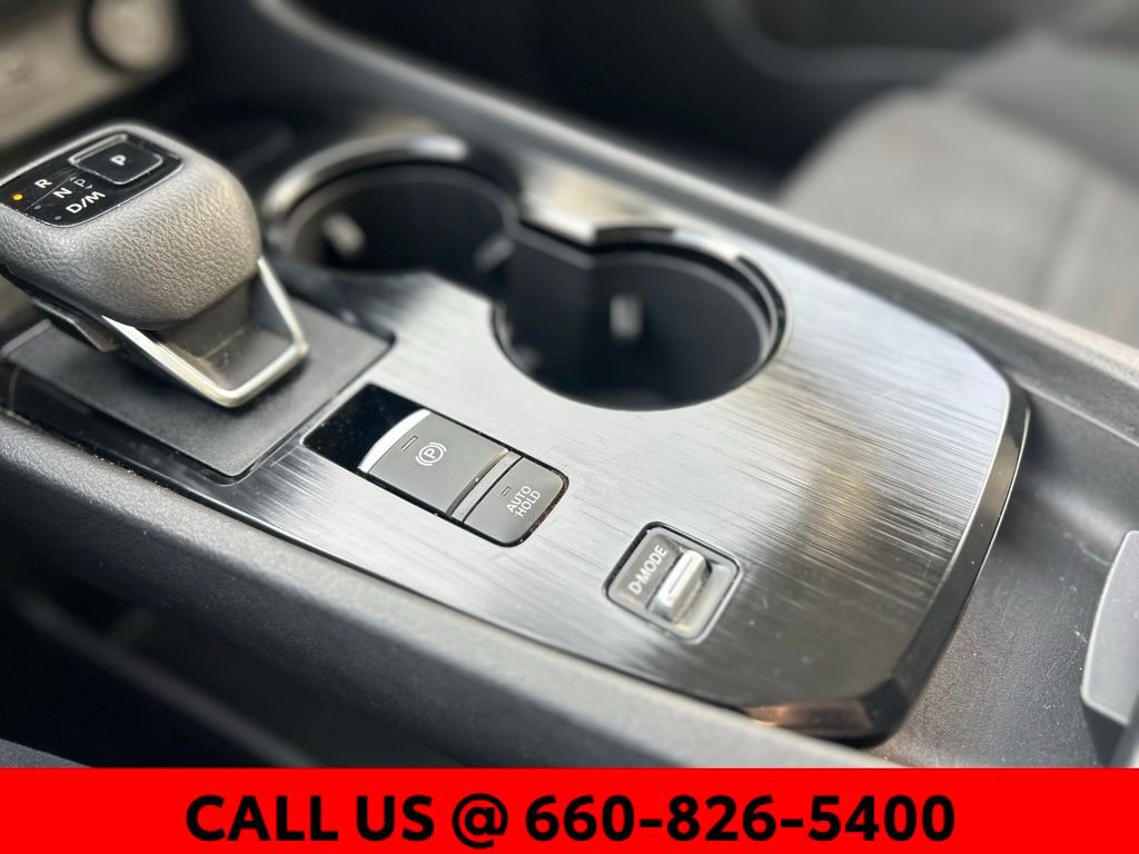 Used 2023 Nissan Rogue SV image 20