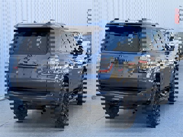 Used 2023 Toyota 4Runner SR5 Premium w/ Moonroof Package image 4