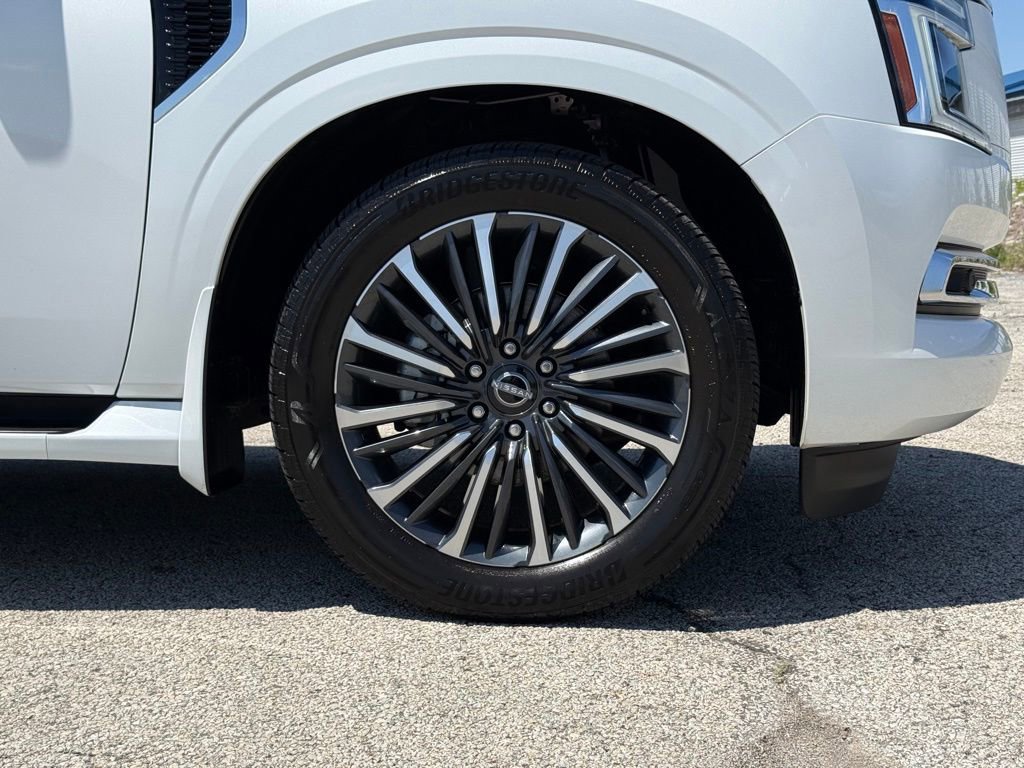 Used 2025 Nissan Armada Platinum Reserve AWD/4WD image 10