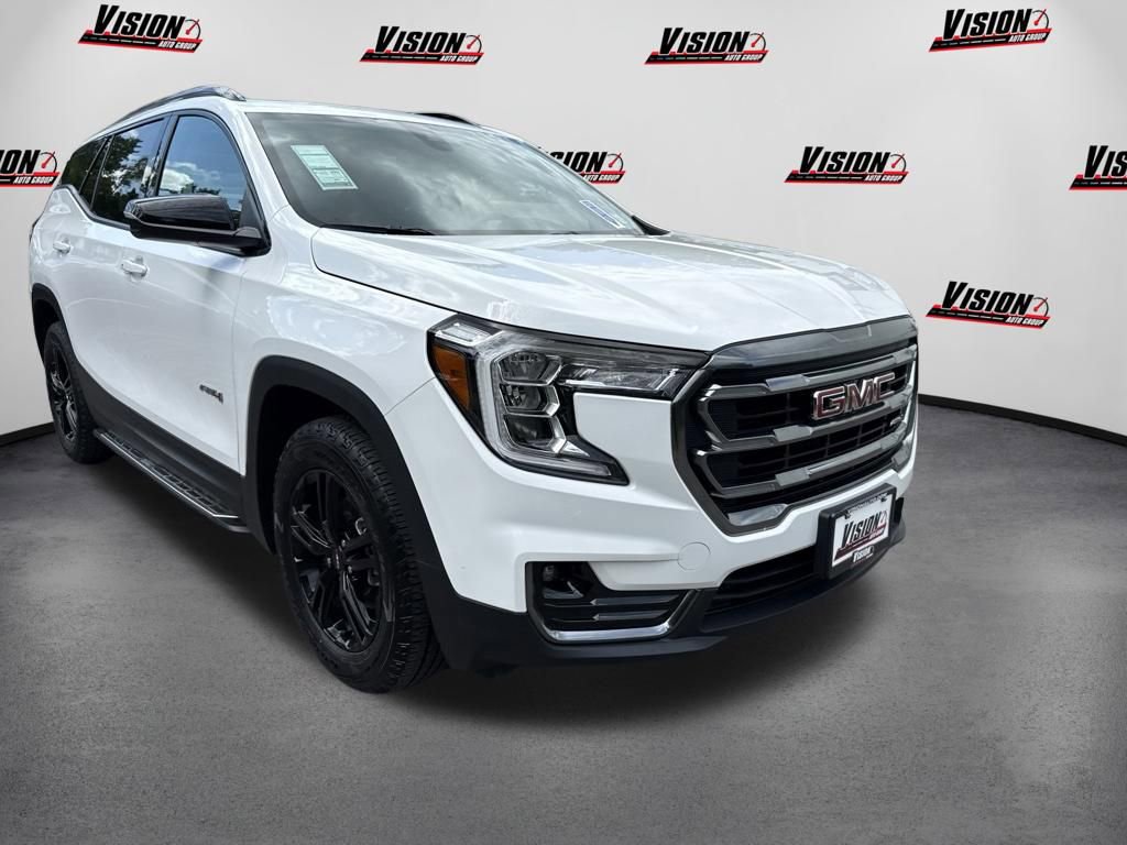 Used 2024 GMC Terrain AT4 w/ LPO, 'HIT The Road' Package AWD/4WD image 3