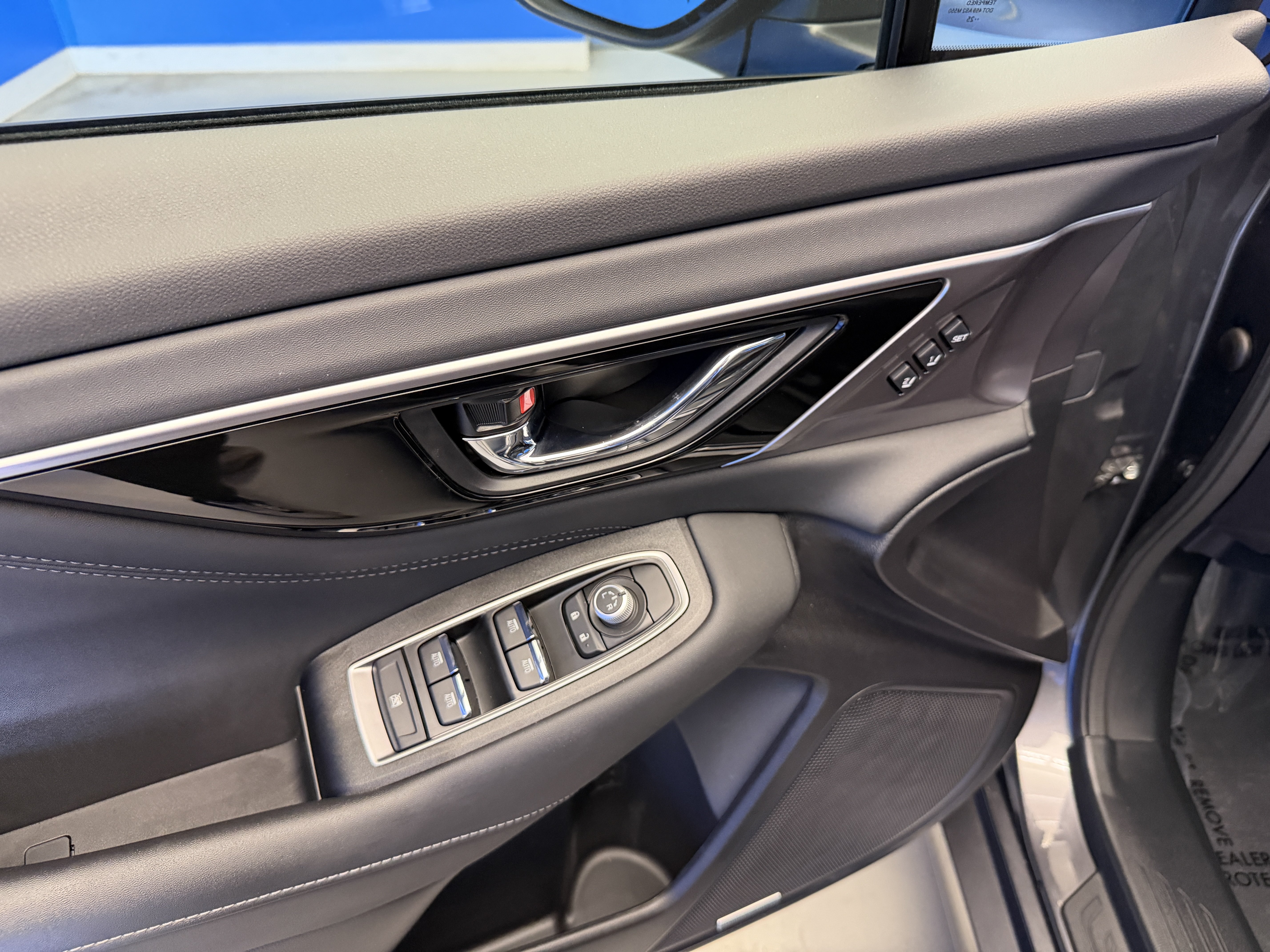 Certified 2025 Subaru Legacy Limited AWD/4WD image 10