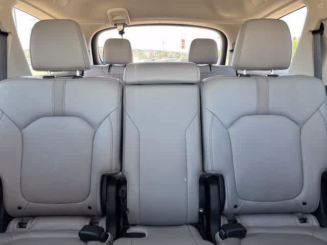 Used 2025 Honda Pilot EX-L image 21