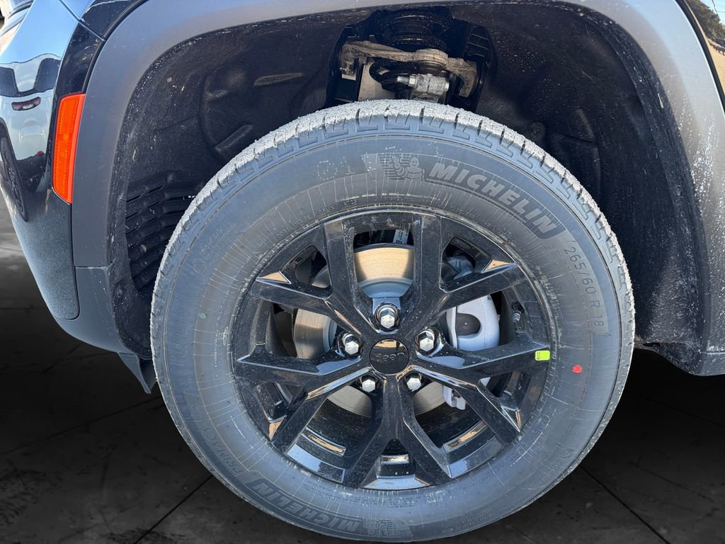 New 2026 Jeep Grand Cherokee Laredo image 14