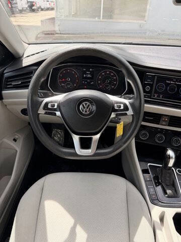 Used 2019 Volkswagen Jetta S image 14