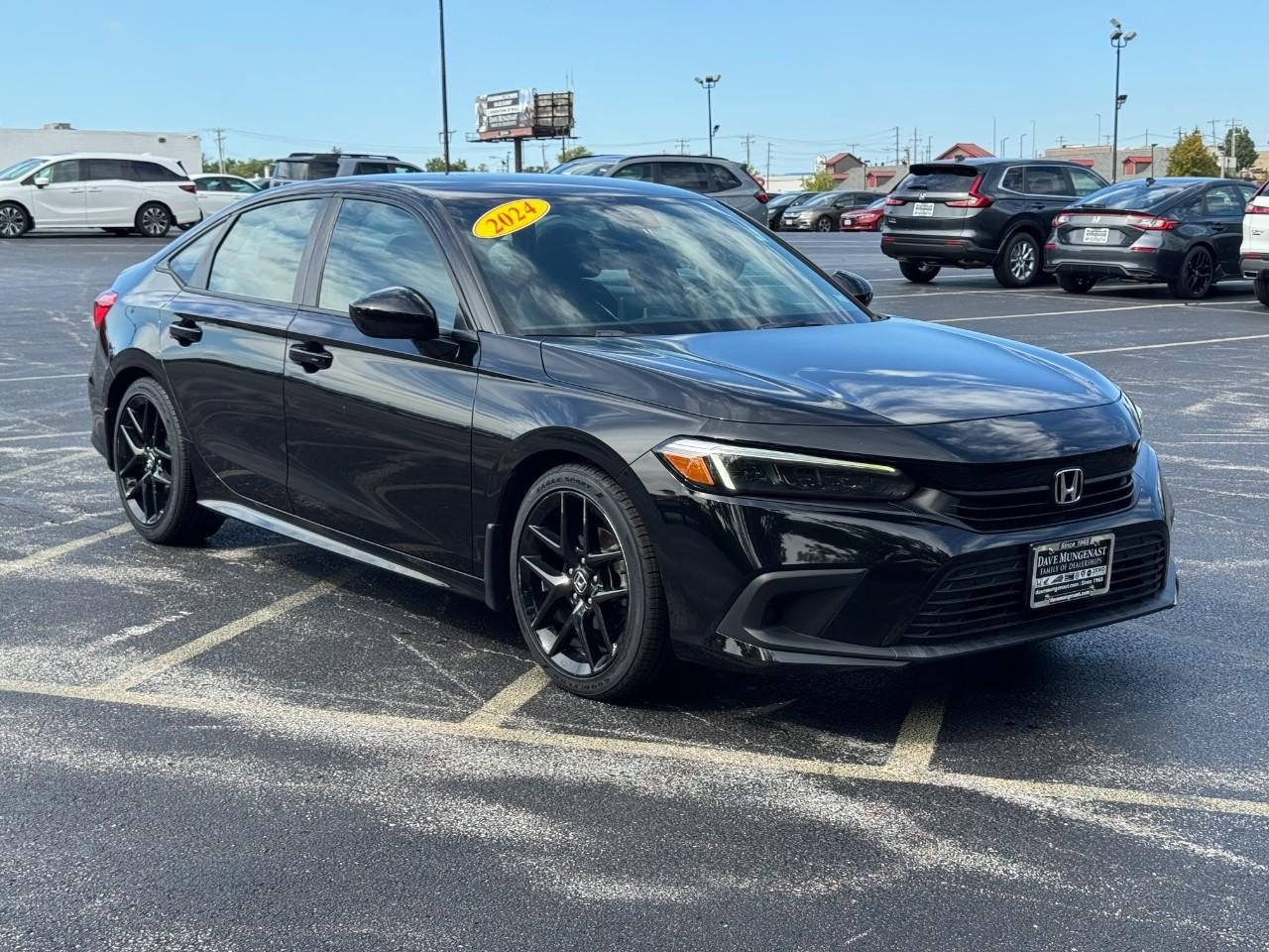 Used 2024 Honda Civic Sport image 2