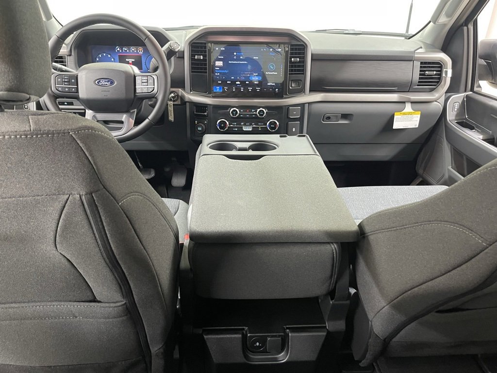 New 2025 Ford F150 XLT w/ Equipment Group 301A Standard image 31