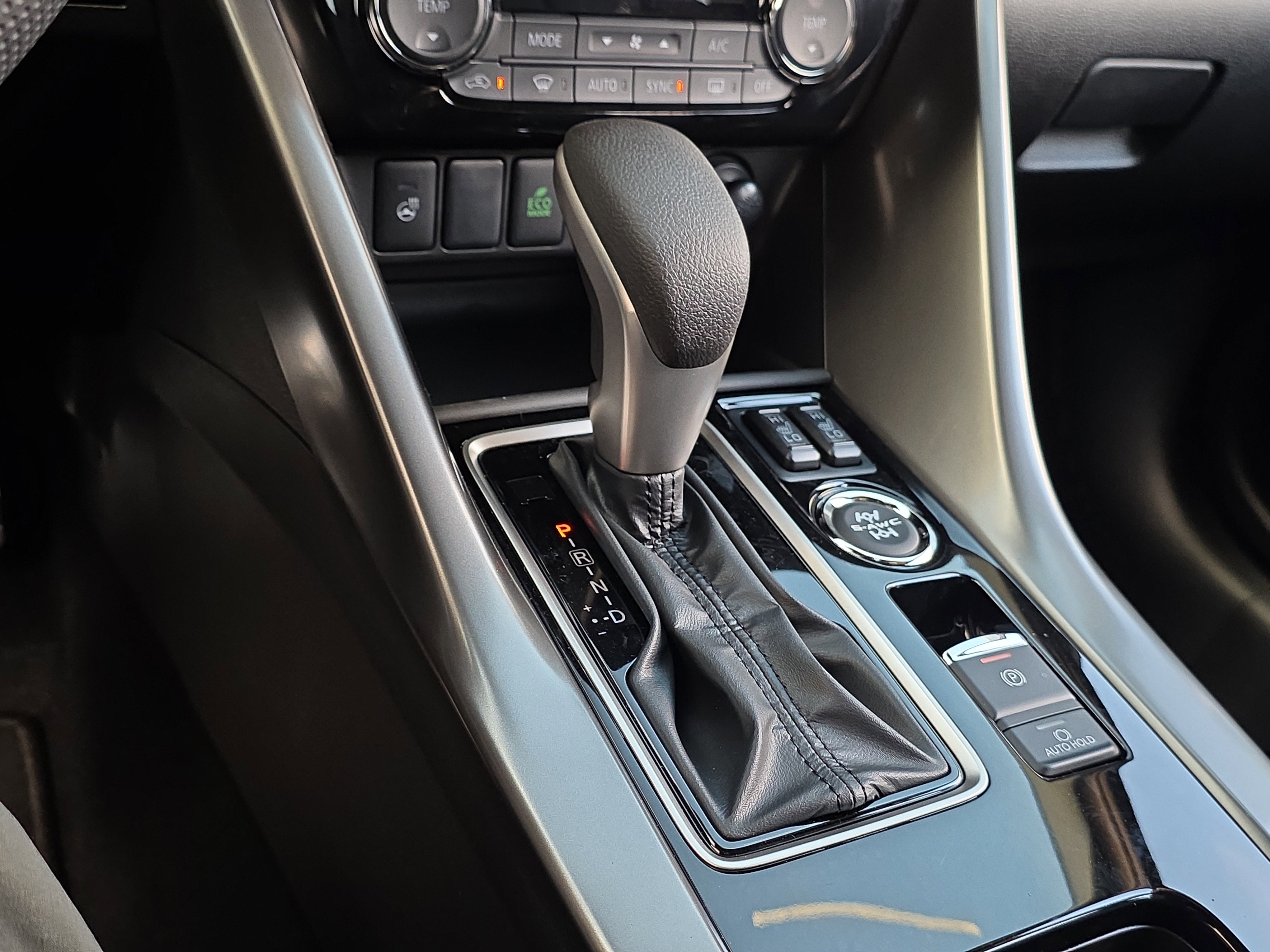 New 2026 Mitsubishi Eclipse Cross Black Edition image 22