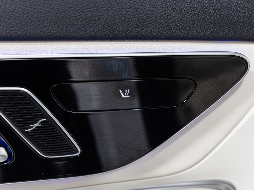 Used 2026 Mercedes-Benz GLC 350e 4MATIC image 27