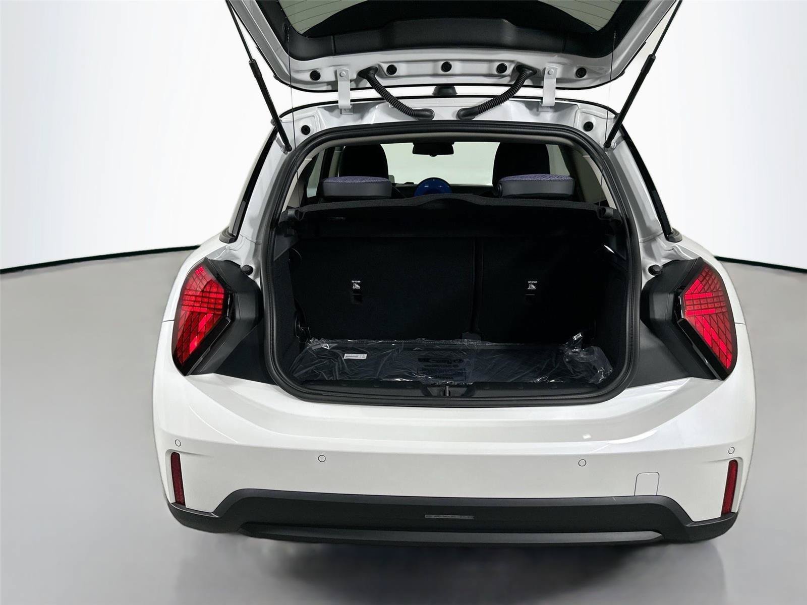 Used 2025 MINI Cooper S FWD image 21