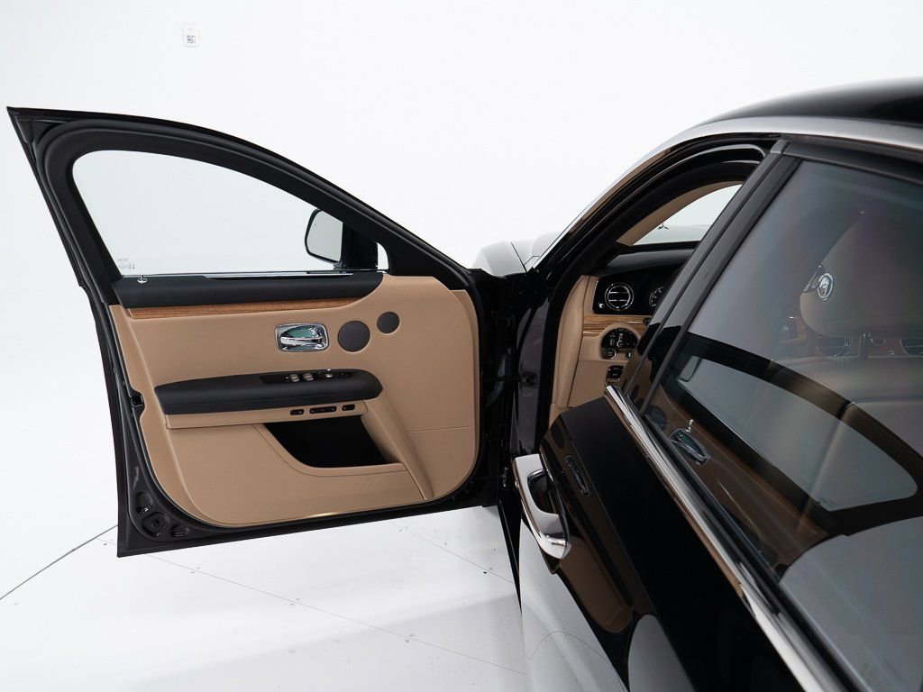 Certified 2022 Rolls-Royce Ghost image 11