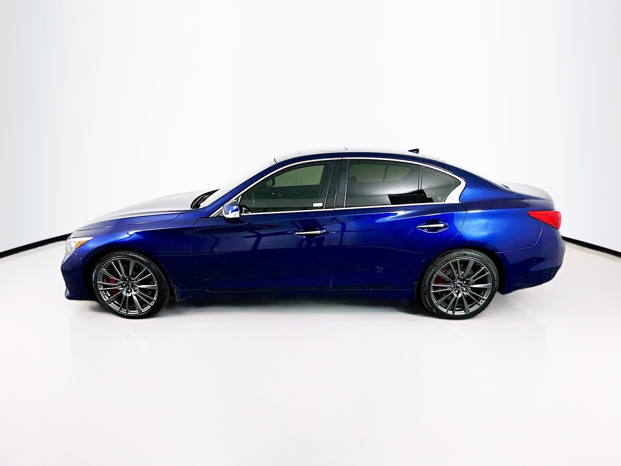 Used 2017 INFINITI Q50 Red Sport 400 image 4