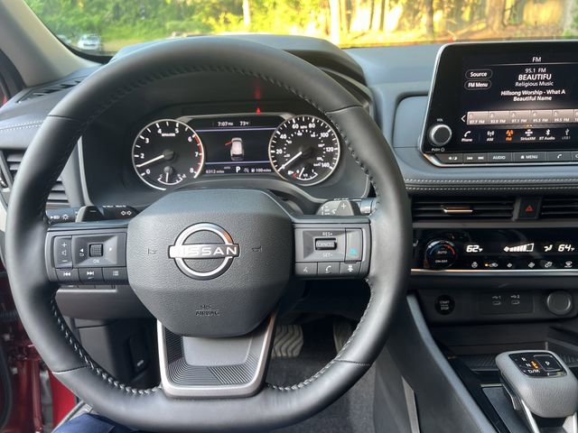 Used 2026 Nissan Rogue SV w/ Cold Weather Package AWD/4WD image 18
