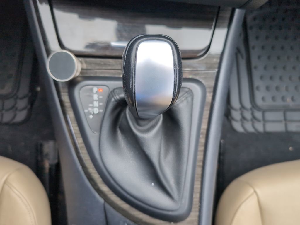 Used 2013 BMW 128i Convertible RWD image 13