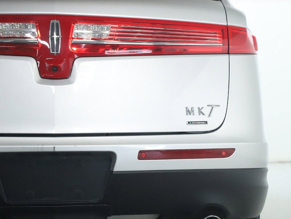 Used 2013 Lincoln MKT AWD image 45